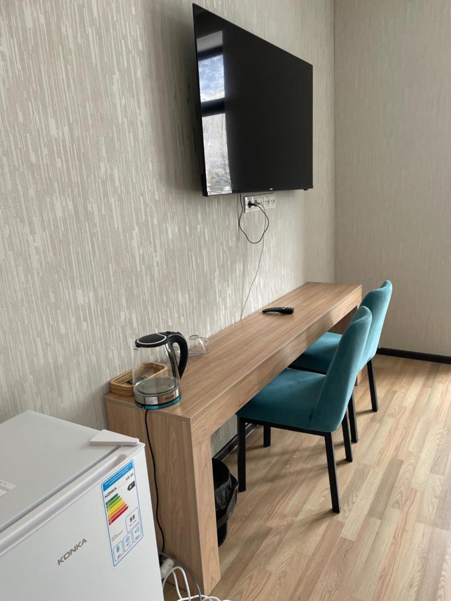 Issyk Ata Retreat Hotel Gorno-Serafimovka Kültér fotó